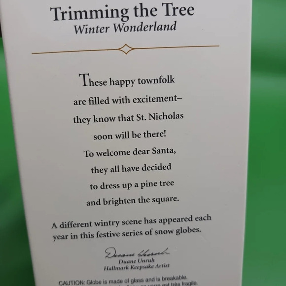Hallmark wonderland trimming the  tree snow globe christmas ornament "3.3/4" - Picture 7 of 8